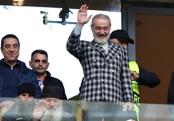 https___www.prosport.ro_wp-content_uploads_2025_05_Vin-banii-la-Gigi-Becali.-Cum-explodeaza-sumele-cu-transferul-lui-Alibec-„Iau-de-trei-ori-mai-multi-bani